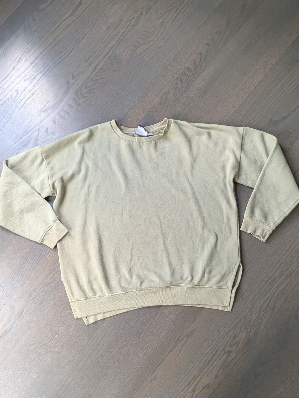 Design by M-17 Classic Crewneck Sweater Light Olive, Large